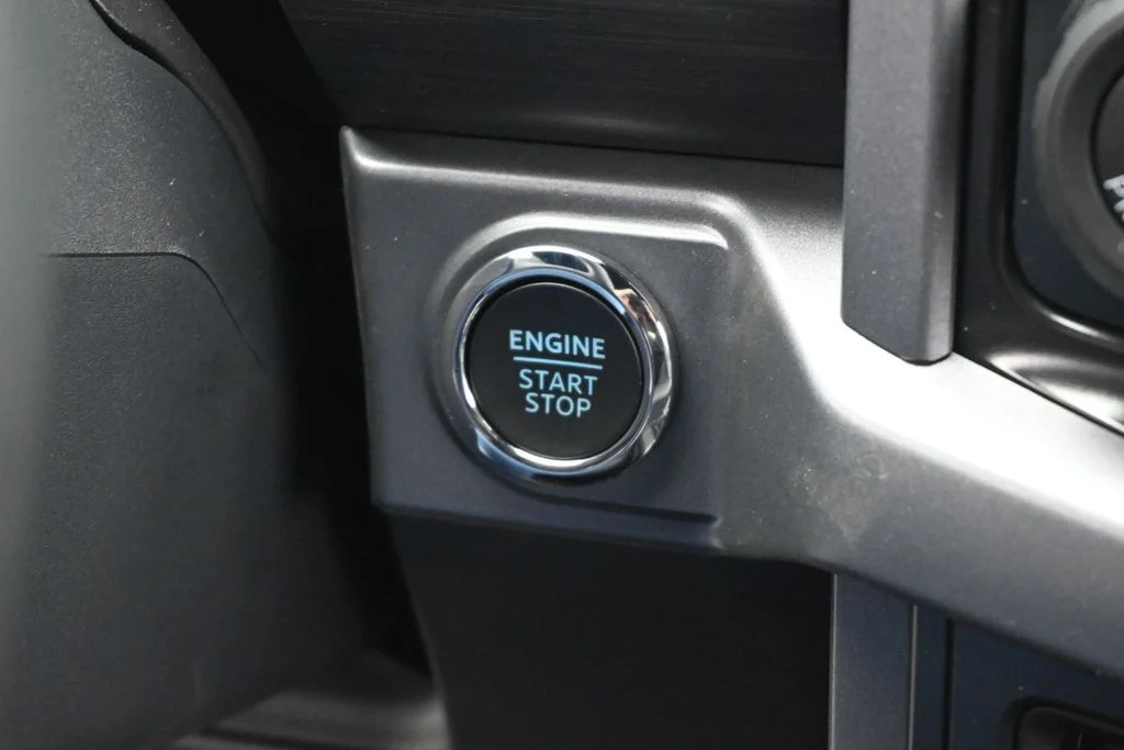 New 2026 Agate Black Metallic Ford XLT image 13
