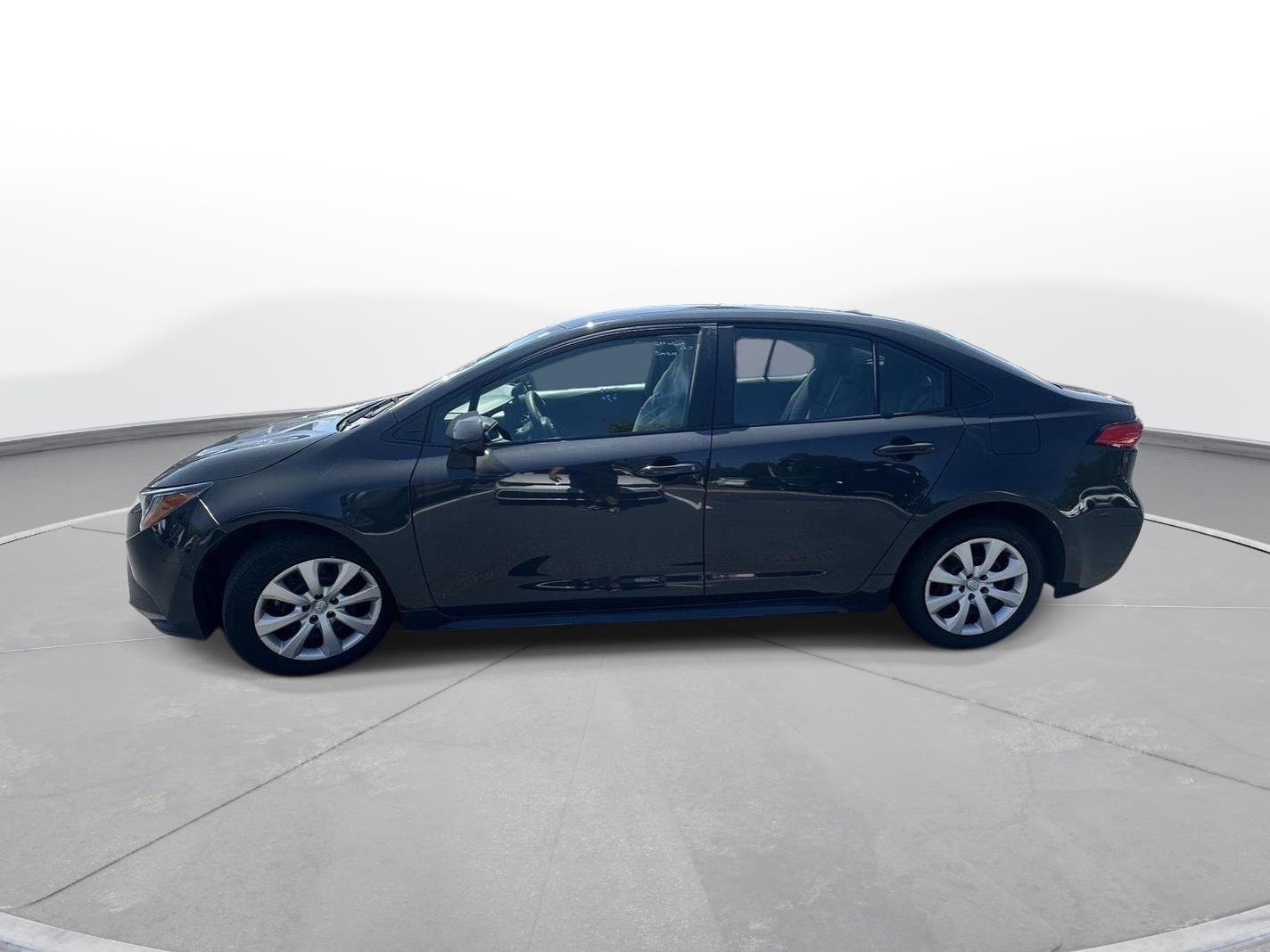 Used 2024 Underground Toyota LE image 9