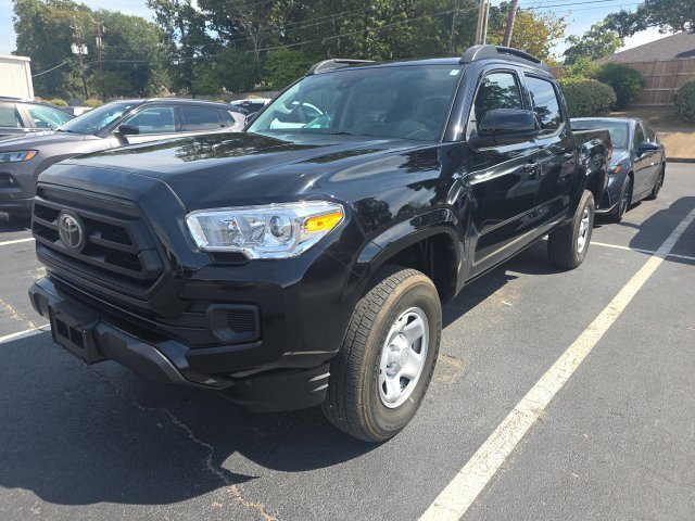 Used 2022 Midnight Black Metallic Toyota SR image 1