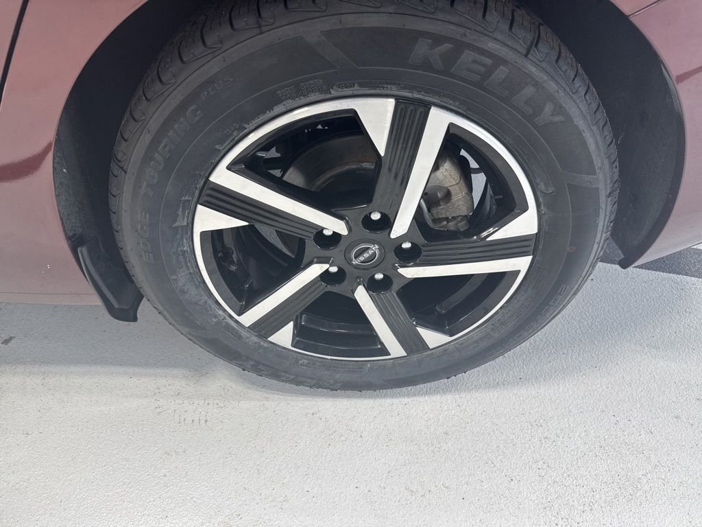 Used 2024 Red Nissan SV image 10