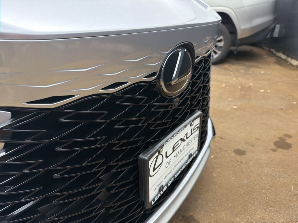 2024 Lexus RX Hybrid 500h - Photo 31
