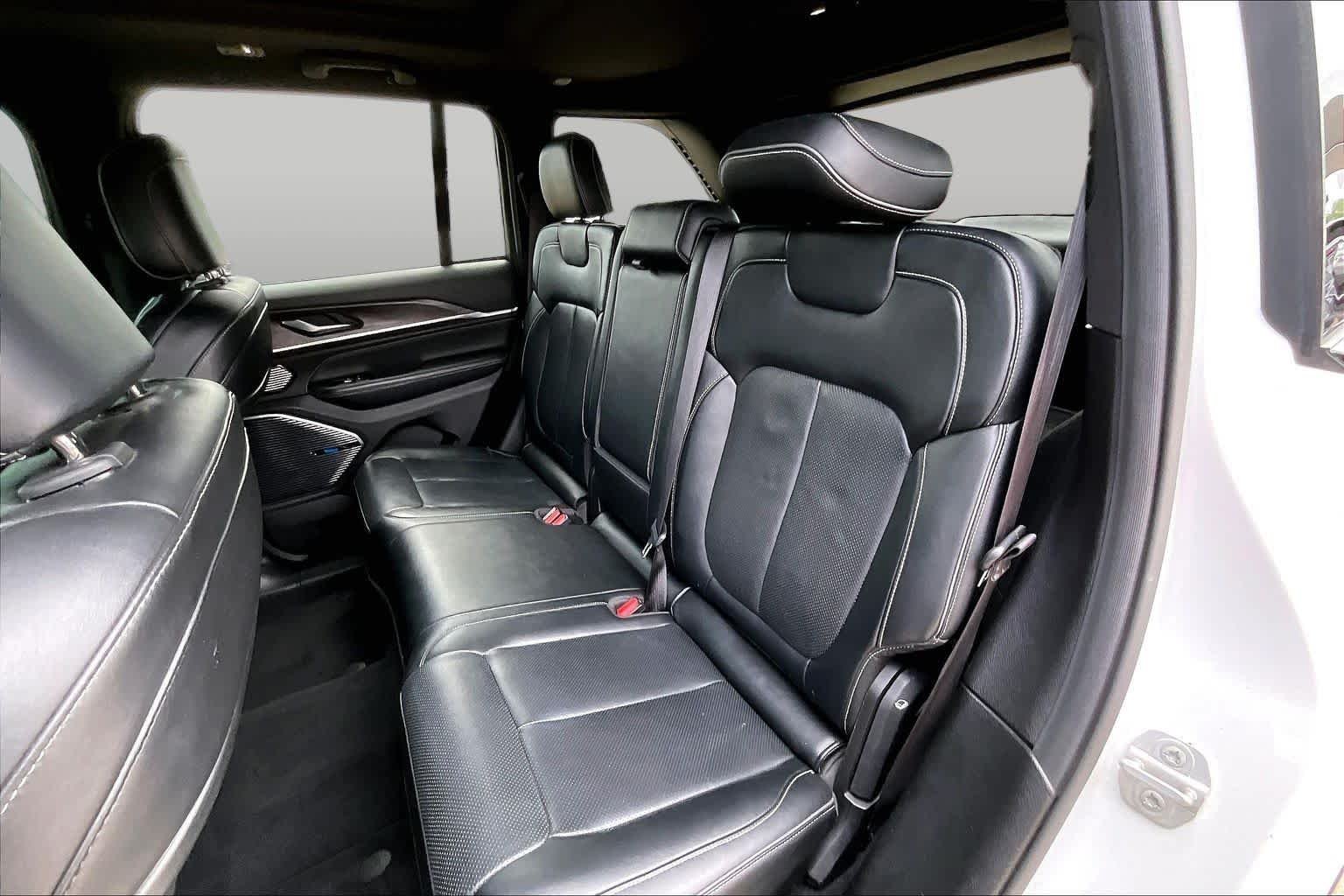 Used 2022 Bright White Clearcoat Jeep Overland image 20