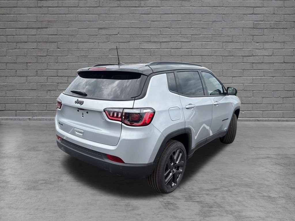 New 2026 Silver Zynith Metallic Clearcoat Jeep Limited image 7