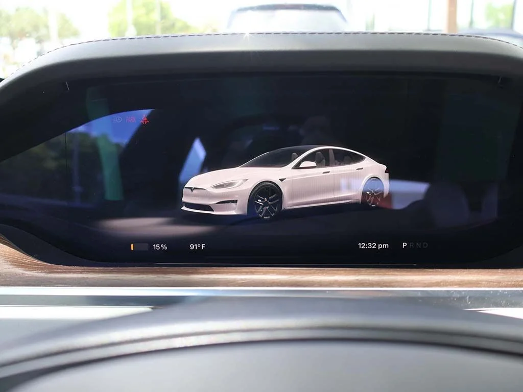 Used 2023 White Tesla Standard Range image 37