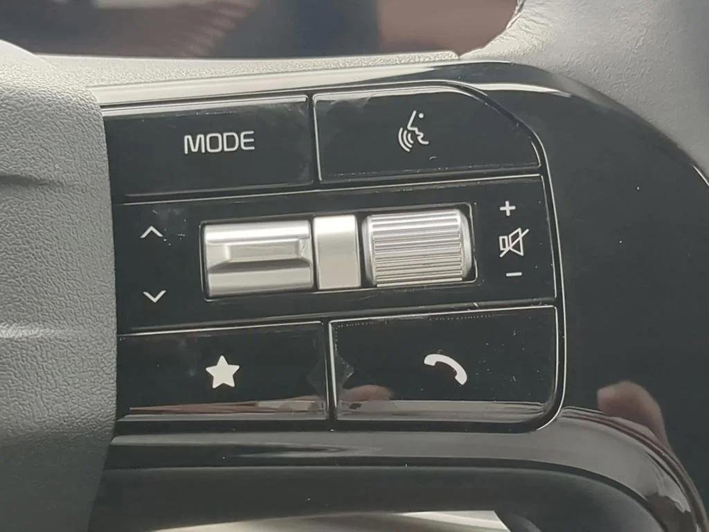 2026 Kia Sorento EX - Photo 30