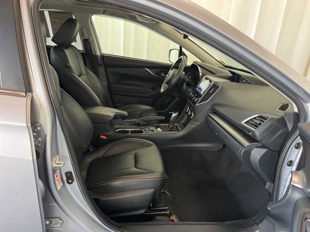 Used 2019 Silver Subaru 2.0i Limited image 24
