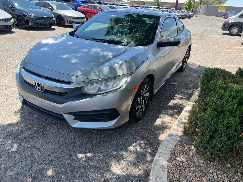 Used 2017  Honda LX-P image 2