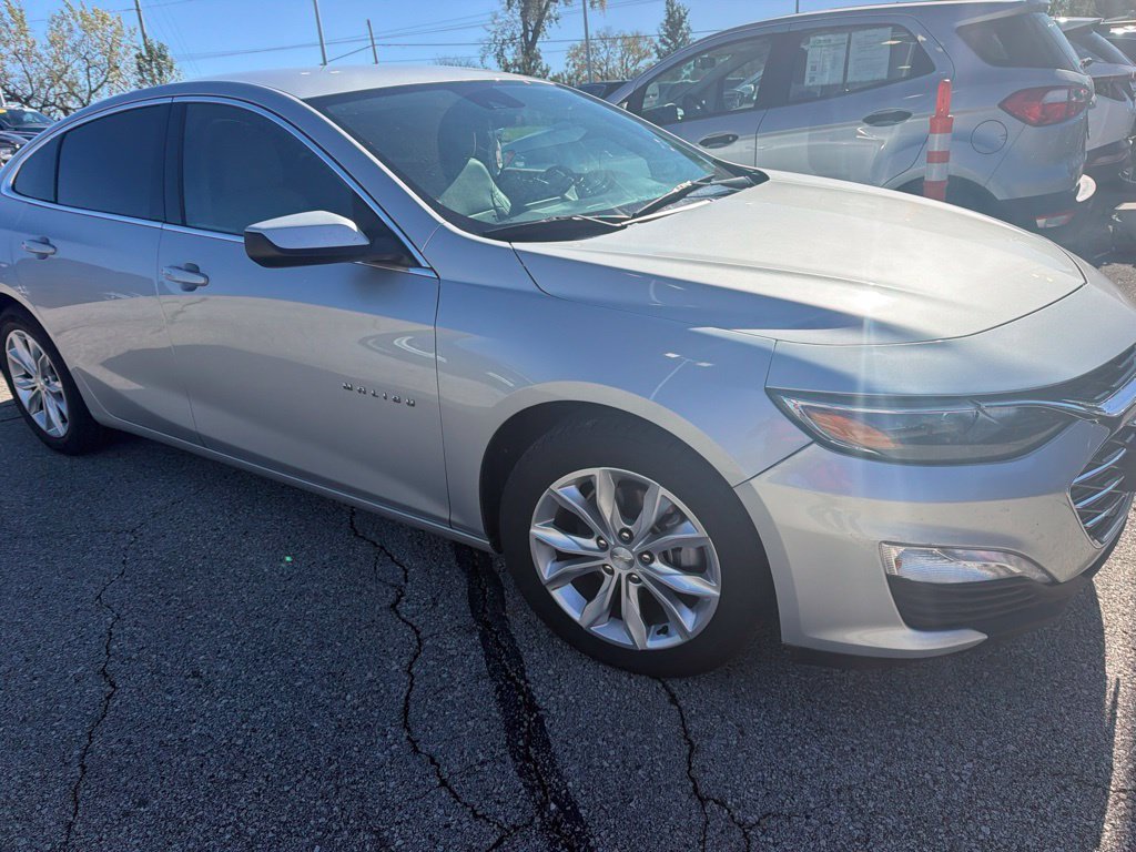 Used 2020 Silver Chevrolet LT image 4