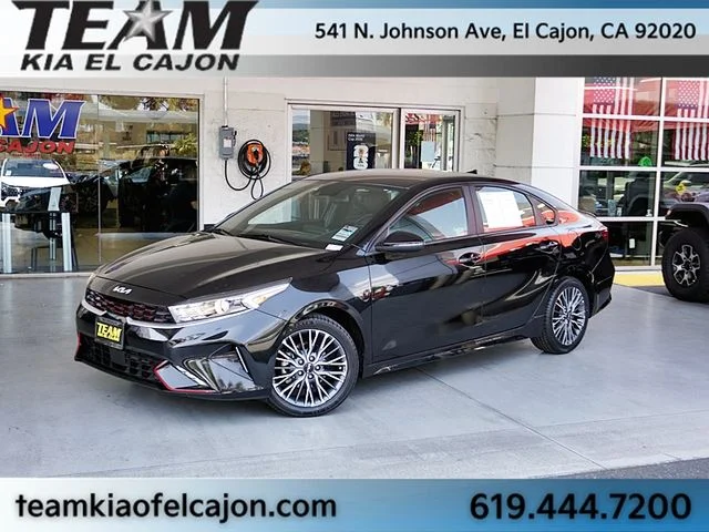 2024 Kia Forte GT-Line AT's photo