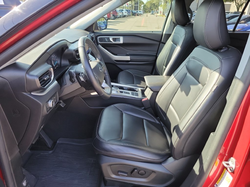 Used 2021 Red Metallic Ford XLT image 22