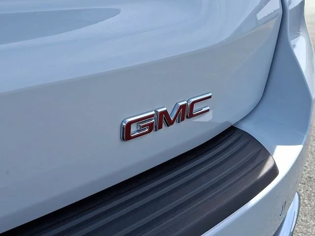 New 2026 Glacier White Tricoat GMC Denali image 28