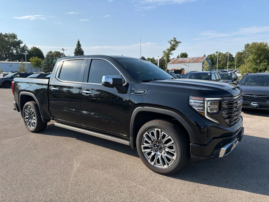 Used 2026 Black GMC Denali Ultimate image 9