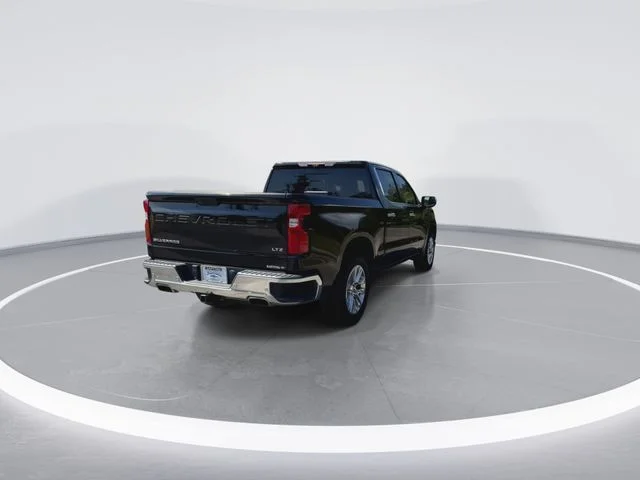Used 2022 Black Chevrolet LTZ image 10
