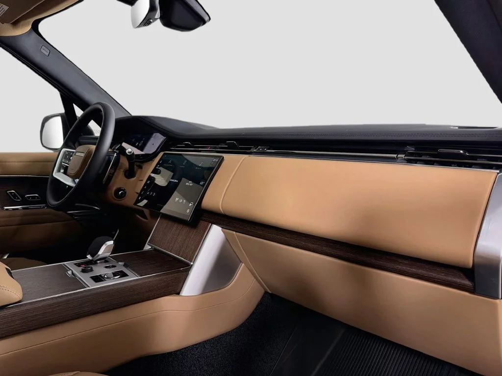 New 2027 Belgravia Green LAND ROVER  image 30