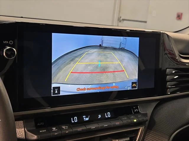 Certified Used 2026 PRECIOUS METAL Toyota  image 32