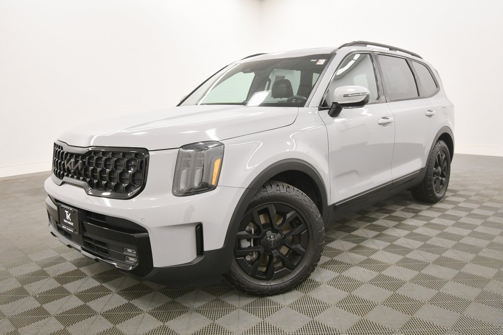 Certified 2025 Kia Telluride SX Prestige X-Pro with VIN 5XYP5DGC2SG627691 for sale in Rochester, Minnesota