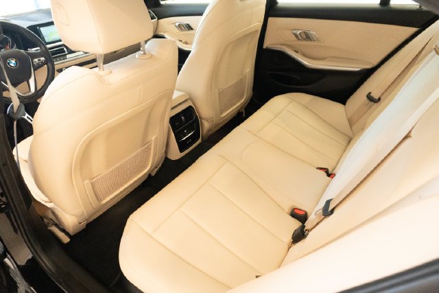 Used 2021 Black BMW 330i image 18