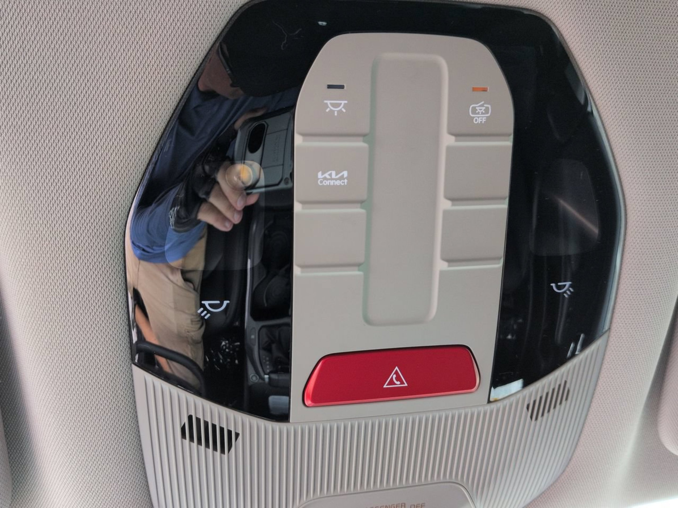 New 2026 Snow White Pearl Kia EX image 22