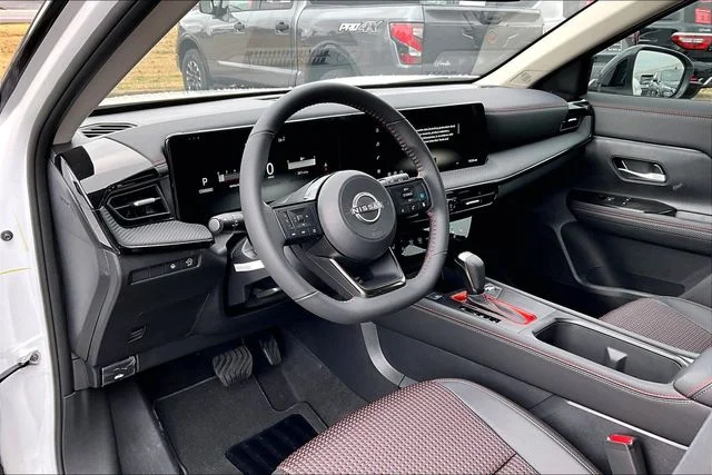 New 2026 White Nissan SR image 5