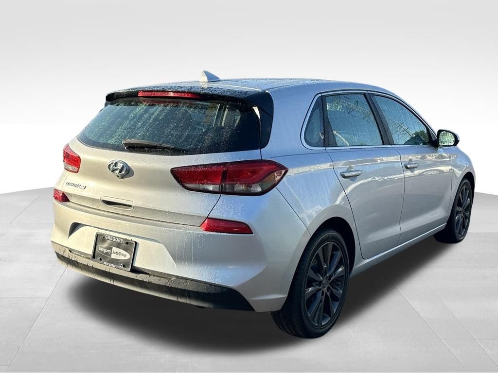 2018 Hyundai Elantra GT GT - Photo 4