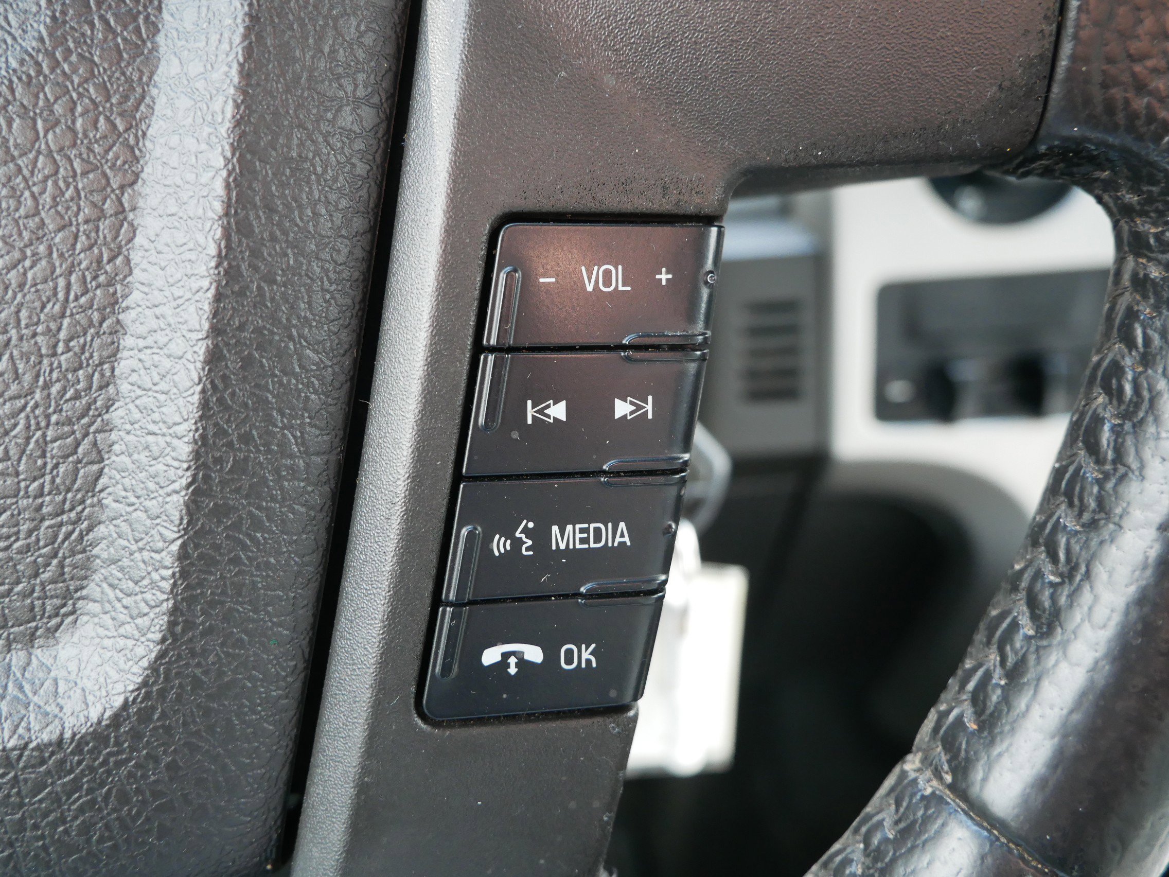 Used 2014  Ford XLT image 21