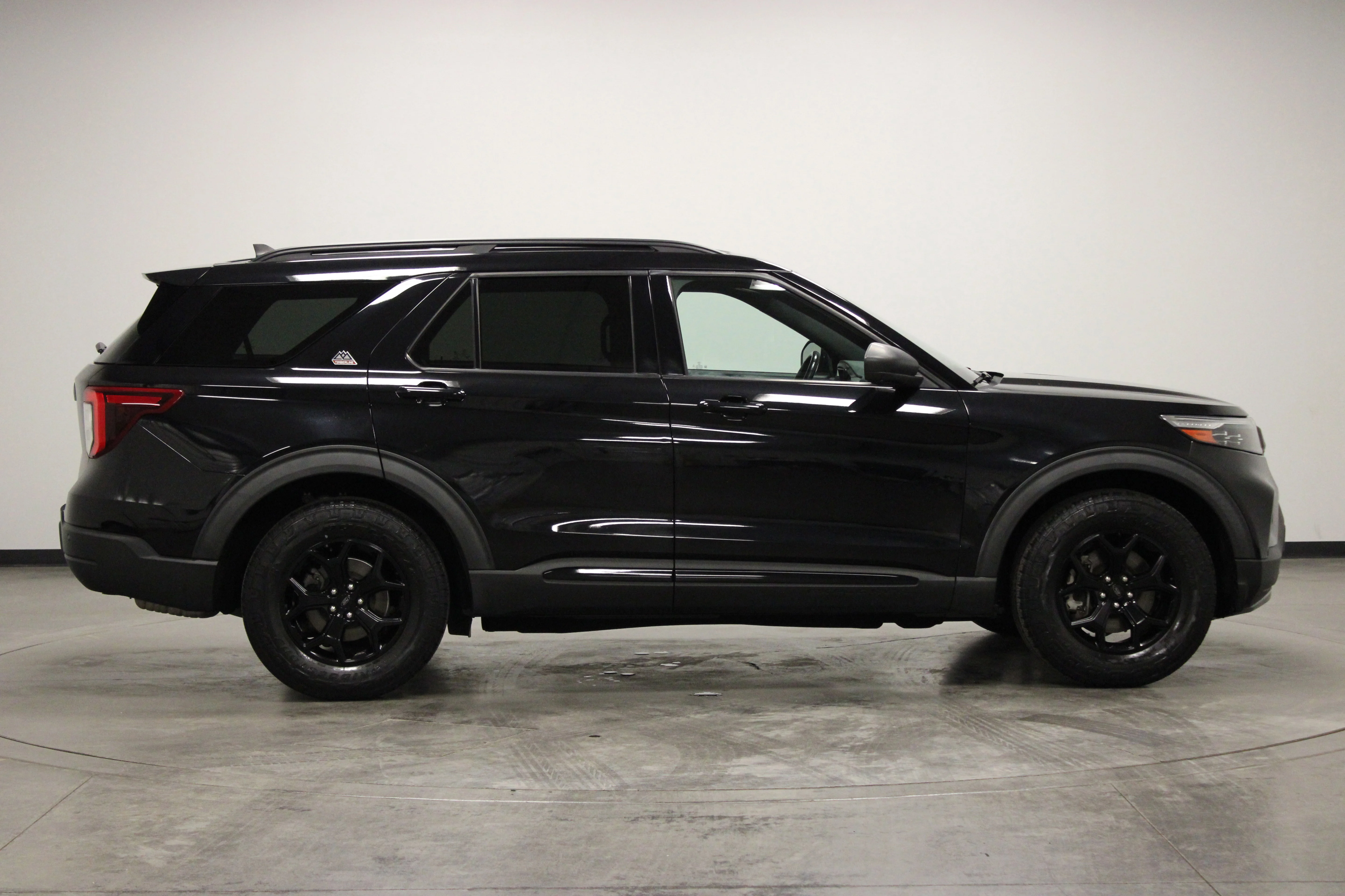 Used 2021 Agate Black Metallic Ford Timberline image 9