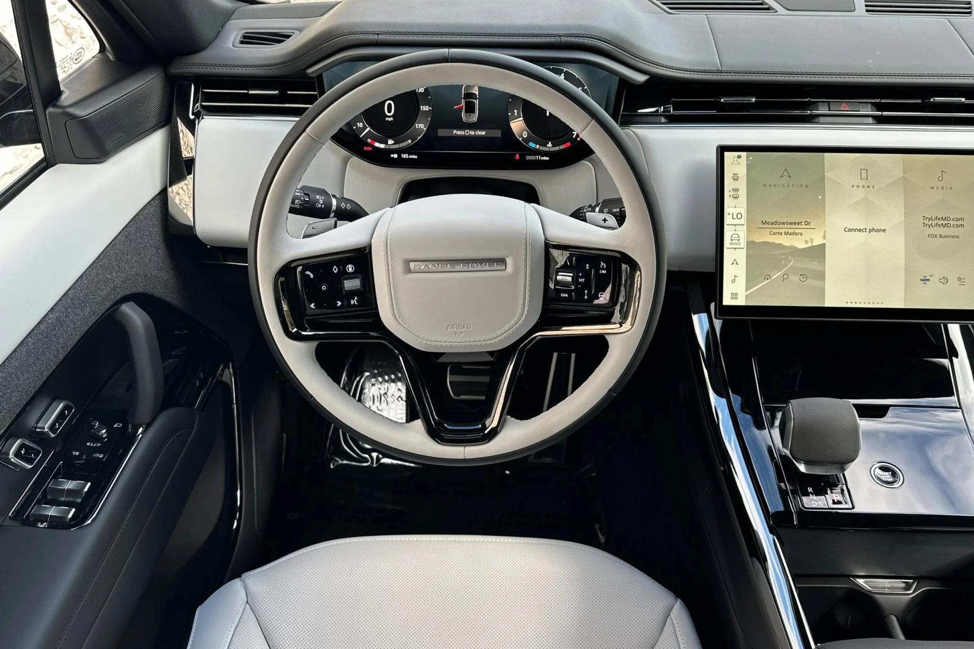 2025 Land Rover Range Rover Sport Dynamic SE - Photo 16
