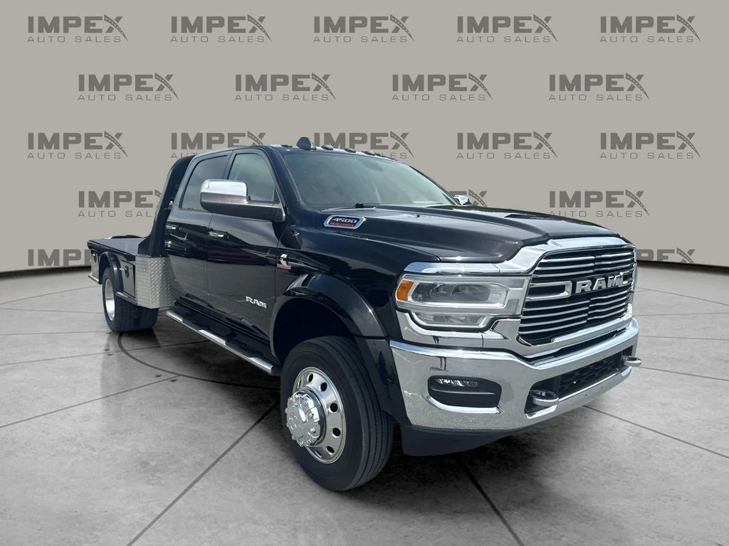 Used 2021 Black Ram Laramie image 4