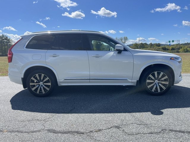 Used 2024 White Volvo Plus Bright Theme image 5
