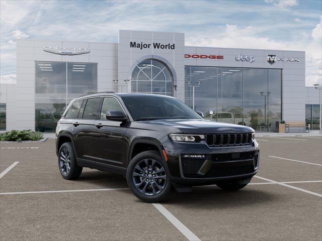 New 2026 Diamond Black Crystal Pearlcoat Jeep 85th Anniversary Edition image 5
