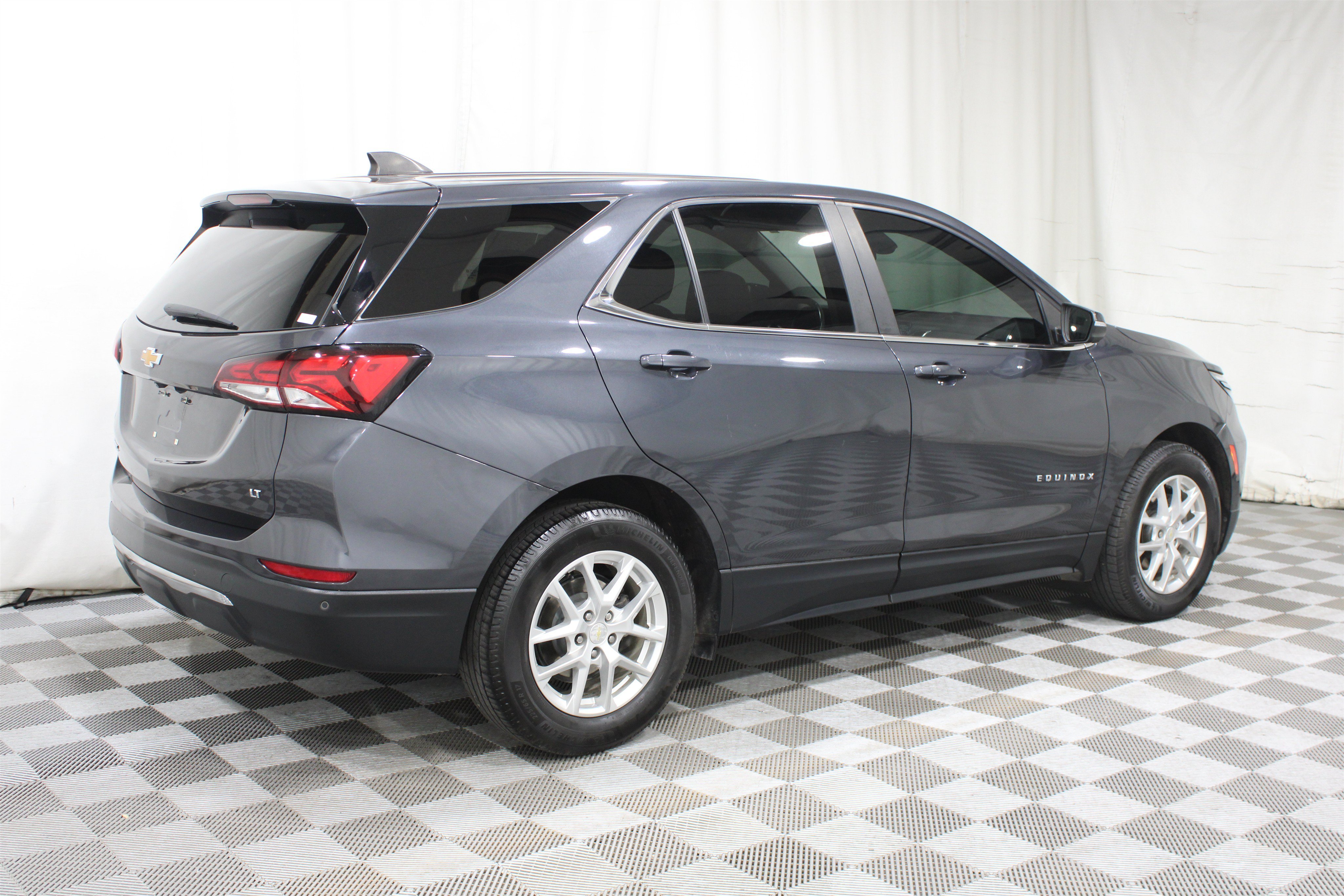 Used 2022 Iron Gray Metallic Chevrolet LT image 31