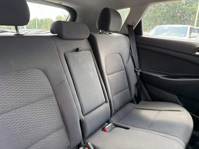 Used 2020 Gray Hyundai SE image 9