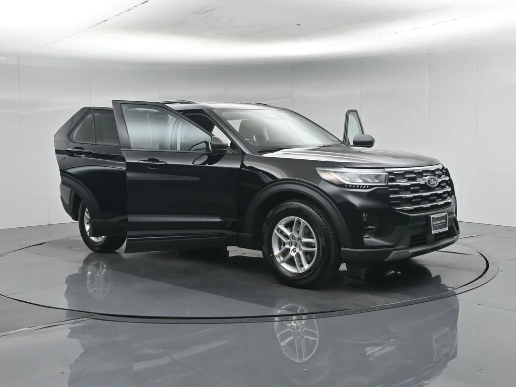 New 2026 Agate Black Metallic Ford Active image 33