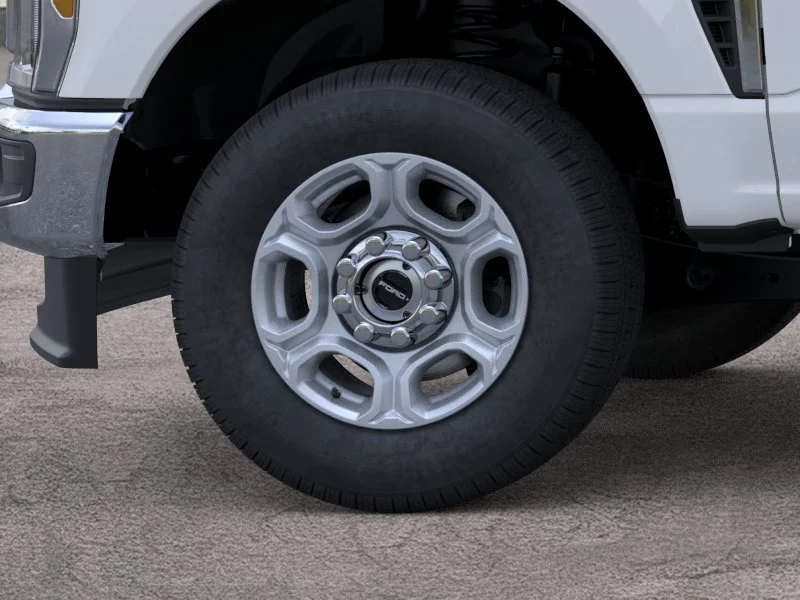 New 2026 Oxford White Ford F-250® XLT image 19