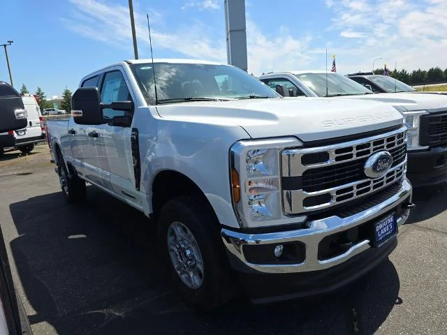2025 Ford F-350 Super Duty XLT - Photo 34