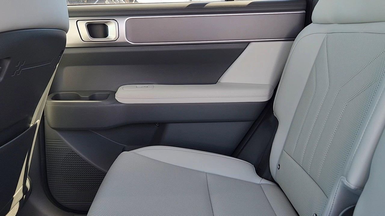 New 2026 Hampton Gray Hyundai SEL image 15