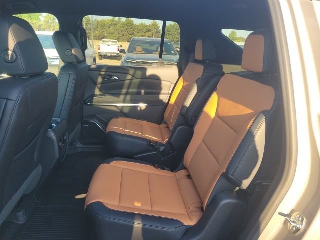 2027 Chevrolet Traverse Z71 - Photo 16
