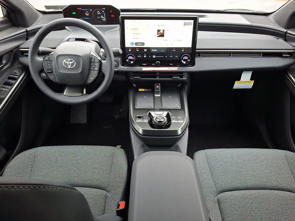 2026 Toyota bZ XLE - Photo 10