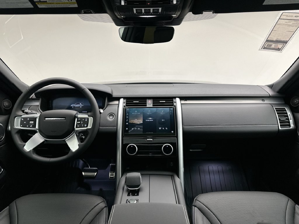 New 2026 Santorini Black Metallic Land Rover Gemini Edition image 8