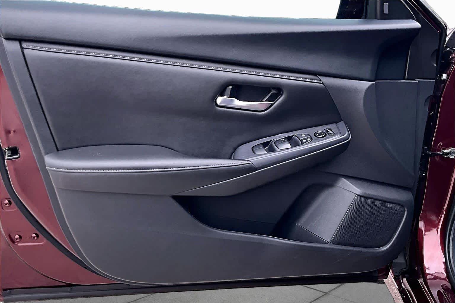 Used 2024 Rosewood Metallic Nissan SV image 22