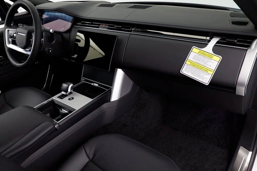 New 2025 White Land Rover SV image 26