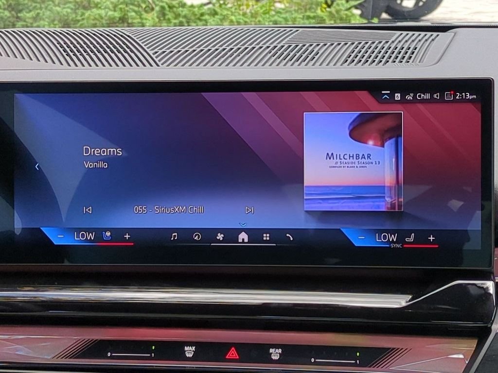New 2027 Dark Graphite Metallic BMW 530i xDrive image 18