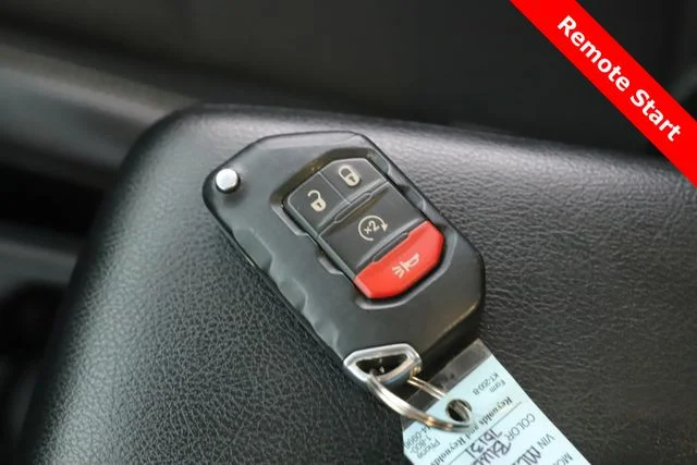 Used 2021 Blue Jeep Freedom image 3