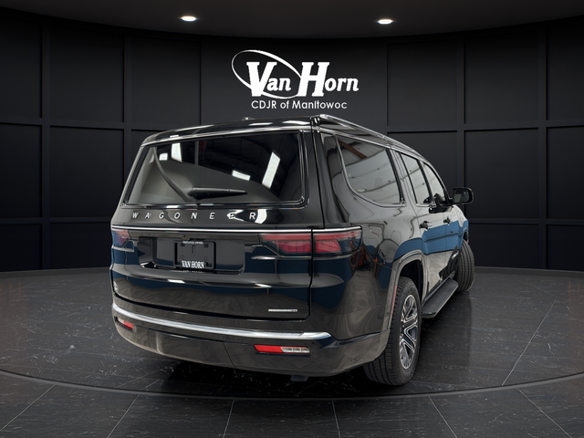 Used 2024 Diamond Black Crystal Pearlcoat Jeep Series II image 7