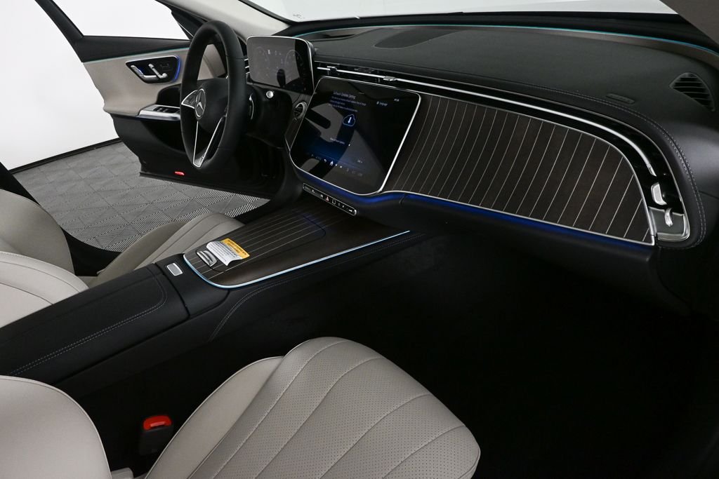 New 2026 Nautical Blue Metallic Mercedes-Benz E 450 image 22