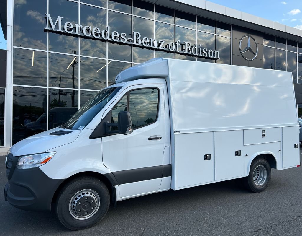 2025 Mercedes-Benz Sprinter 4500 144 WB HO's photo