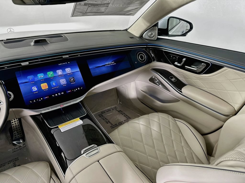 New 2027 MANUFAKTUR Moonlight White Metallic Mercedes-Benz S 580 image 57