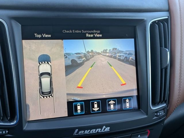 Used 2018 Gray Maserati GranLusso image 20