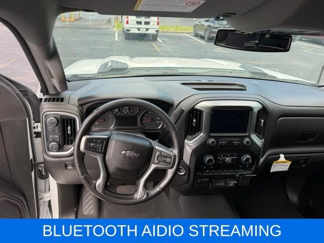 Used 2022 White Chevrolet LT image 9
