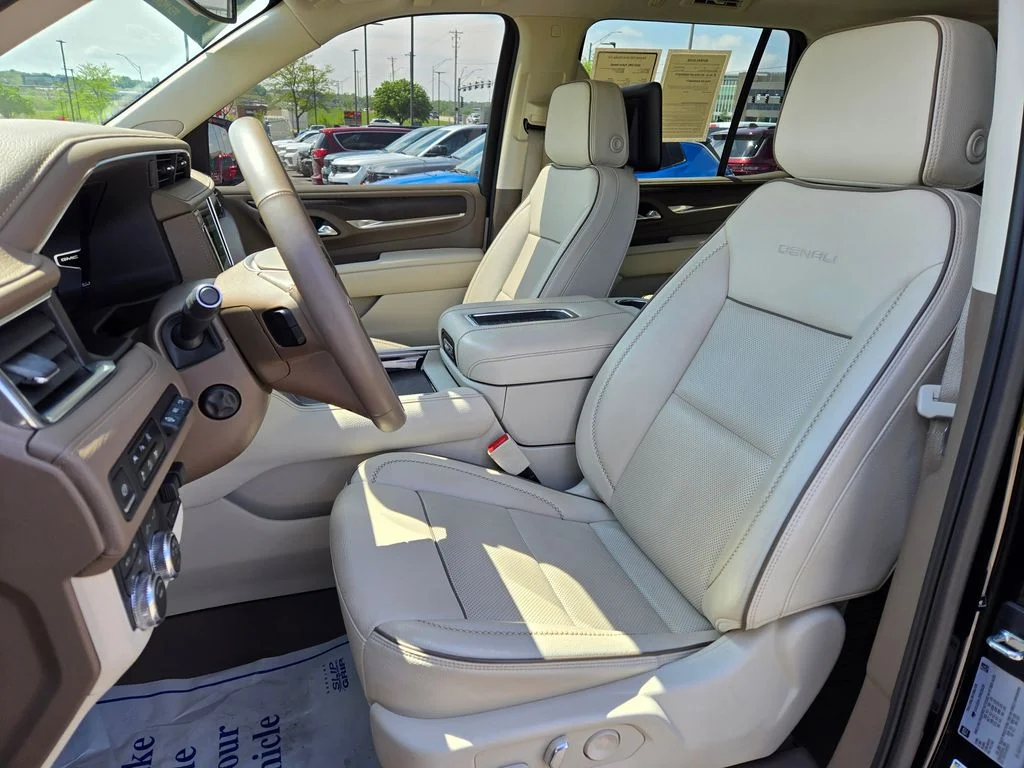 Used 2023 Black GMC Denali image 18